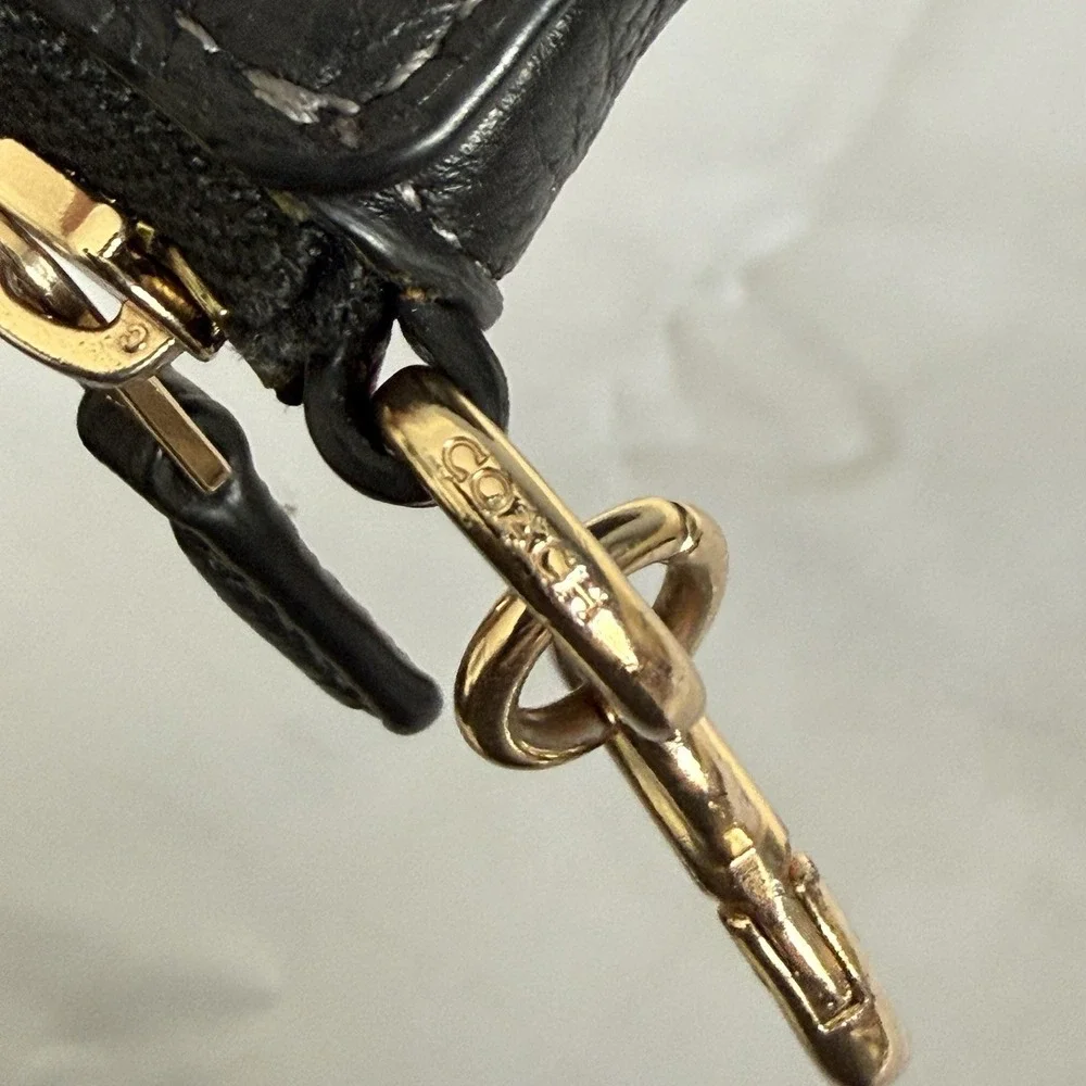 COACH Black Pebbled Leather Multi-Function Card Case Wallet Bag Charm Keychain
